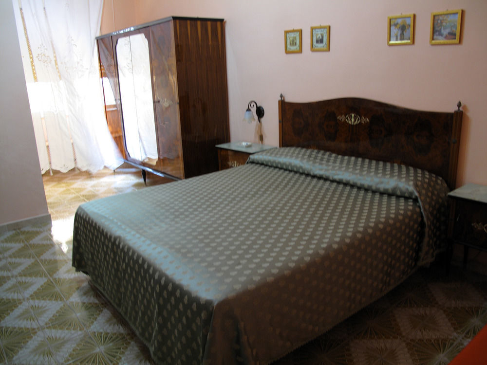 Bed and Breakfast Il Mandorlo Agrigent Exterior foto